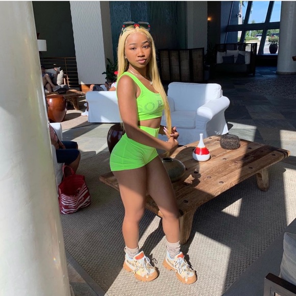 gsuwoo Pants - Gsuwoo 2 piece green new